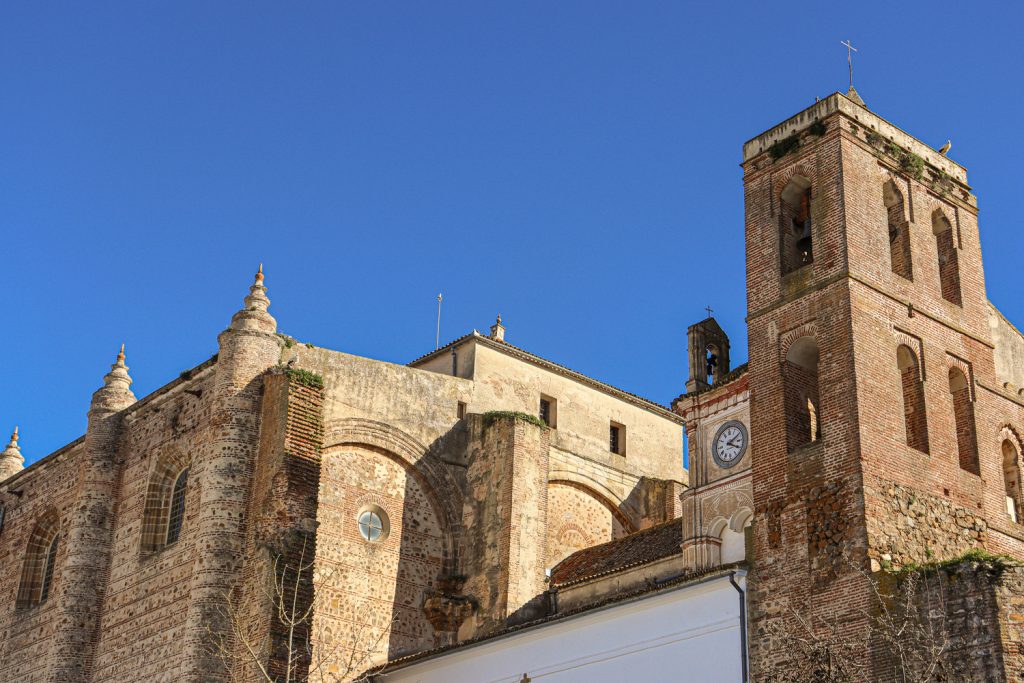 Los Jipis con los pueblos